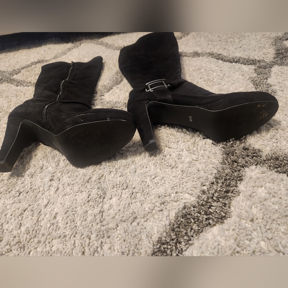 Womens black knee high heeled boots - Picture 5 of 9